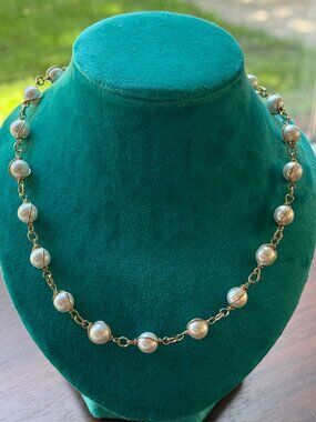 Vintage Sarah Coventry Caged Pearl and Gold Tone Necklace